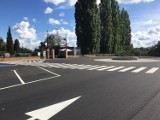 Pleszew. Parking przy Cmentarzu Komunalnym. Jeden z trzech nowych parkingów w Pleszewie jest już gotowy. Sprawdź, bo robi wrażenie