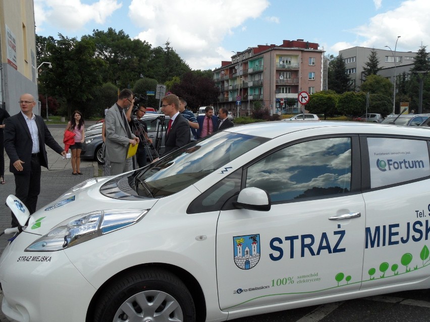 Elektryczne auto dla Straży Miejskiej w Częstochowie ZDJĘCIA