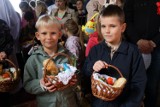 Święconka w Strzyżewie Kościelnym. Poświęcili pokarmy na śniadanie wielkanocne