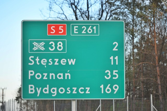 Sobota, 14 grudnia - to oficjalna data otwarcia trzech brakujących odcinków S5 w Wielkopolsce.