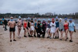 Morsy Oborniki zagrali dla WOŚP 2024. Kilkudziesięciu morsów z Obornik wskoczyło do wody, by pomóc Wielkiej Orkiestrze Świątecznej Pomocy