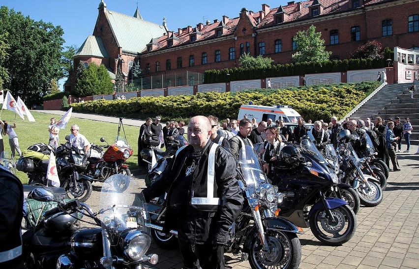 ŚDM 2016. Motocyklowa pielgrzymka "Iskra Miłosierdzia" ruszyła do Watykanu [ZDJĘCIA]