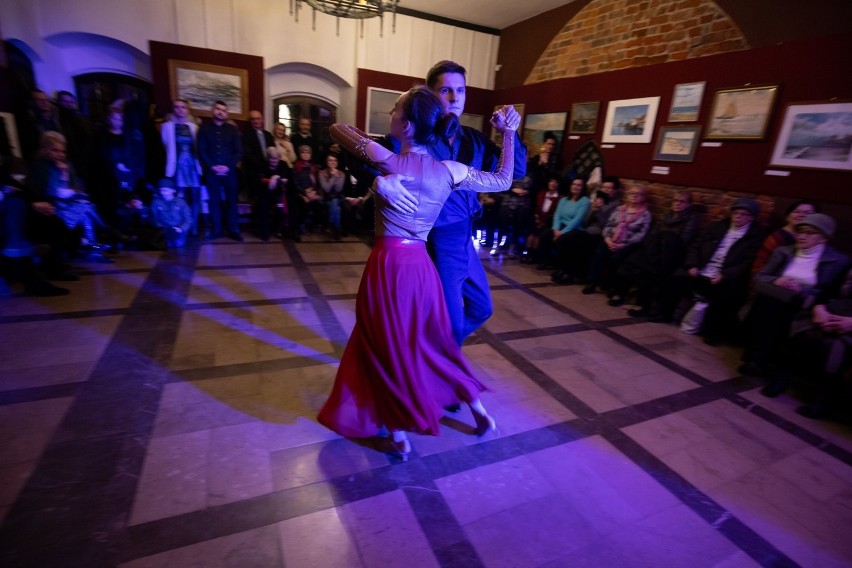 Piękny pokaz tanga argentyńskiego w Darłowie [ZDJĘCIA]