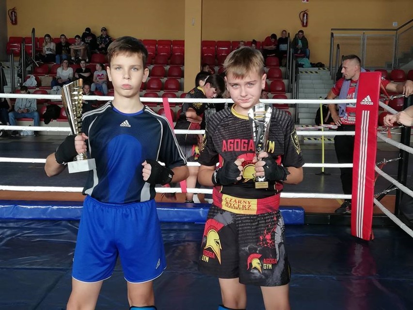 Kickboxing: w Pile odbył się V Turniej Kadetów i Juniorów im. Tadeusza Pietrzykowskiego. Zobaczcie zdjęcia z tej imprezy