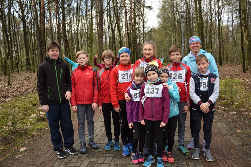 Uczniowie biegali w parku Zadole w Katowicach