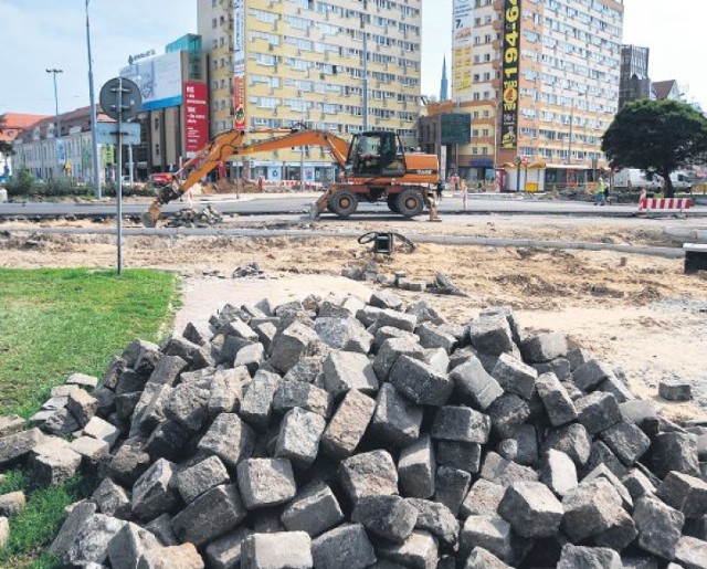 Przebudowa placu Żołnierza Polskiego potrwa do września. Jej zakończenie ma być idealnie zgrane z otwarciem Galerii Kaskada