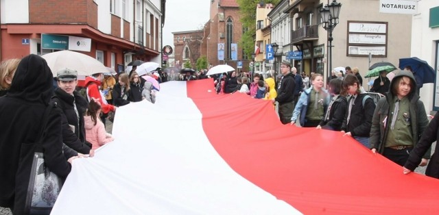 W Narodowe Święto Trzeciego Maja mieszkańcy Oświęcimia tradycyjnie poniosą flagę narodową.
