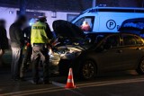 AKTUALIZACJA: Zderzenie dwóch samochodów w Sulmierzycach. 33-latka ukarana mandatem [ZDJĘCIA]