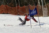 Góra Kamieńsk. Narciarze i snowboardziści walczą w Mistrzostwach Województwa Łódzkiego