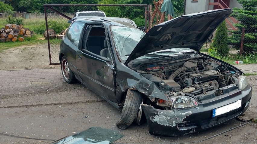 Będzin: wypadek przy ulicy Nowotki, zderzyły się dwa samochody