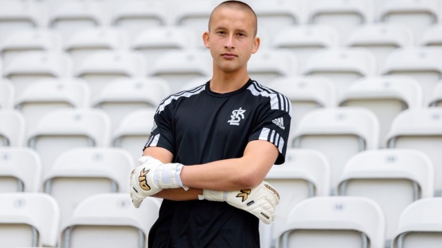 Młody zduńskowolanin Jakub Pawlak otrzymał powołanie do reprezentacji Polski w piłce nożnej U16.