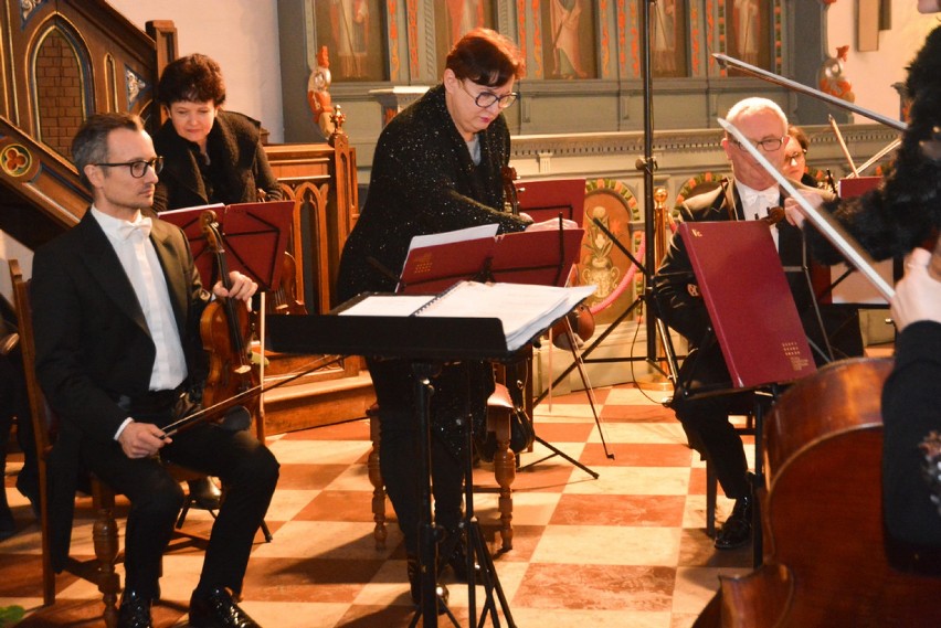 Gniew. Koncert Karnawałowy w wykonaniu Polskiej Filharmonii Kameralnej z Sopotu [ZDJĘCIA]