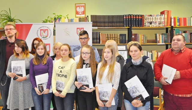 Szósta edycja konkursu literackiego - podkreśla Mirosław Rzeszowski - przyniosła bogatą paletę tekstów prozatorskich i poetyckich. Autorzy najlepszych utworów spotkali się w Szubinie.