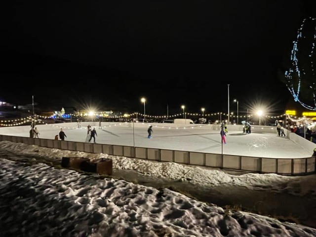 Ice Arena Czarna Góra - jedno z większych lodowisk w Sudetach Wschodnich i jedno z największych na Dolnym Śląsku