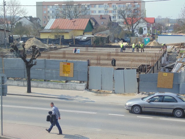 Kolejne centrum handlowo-usługowe powstaje w Opolu Lubelskim.