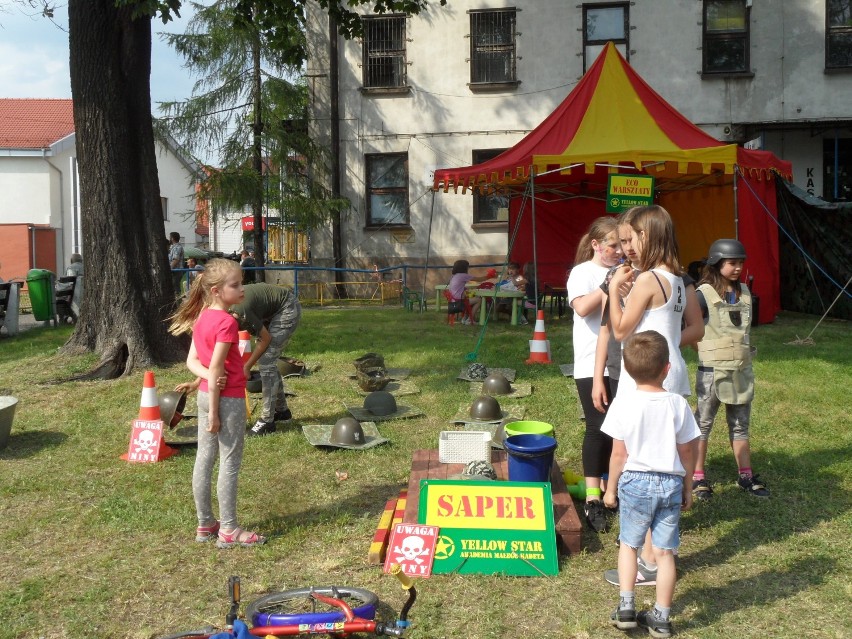 Festyn bezpieczeństwa i ekologii na placu Dworcowym w Myszkowie ZDJĘCIA