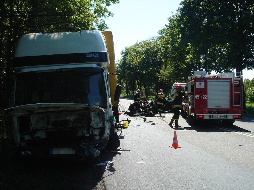 Wypadek w Wandzinie: Nie żyje 53-latek (ZDJĘCIA)