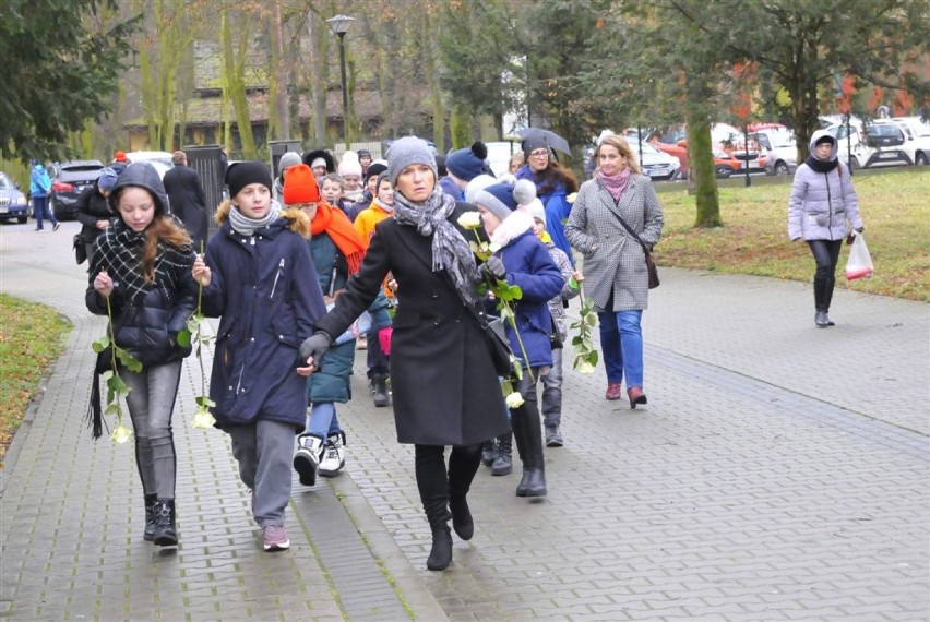 KOŚCIAN. Pogrzeb Macieja Zielonki zgromadził tłum kościaniaków [ZDJĘCIA]