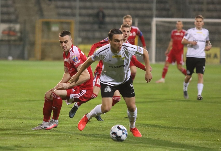 Piłkarze Miedzi Legnica przegrali z drużyną Górnika Łęczna, zobaczcie zdjęcia