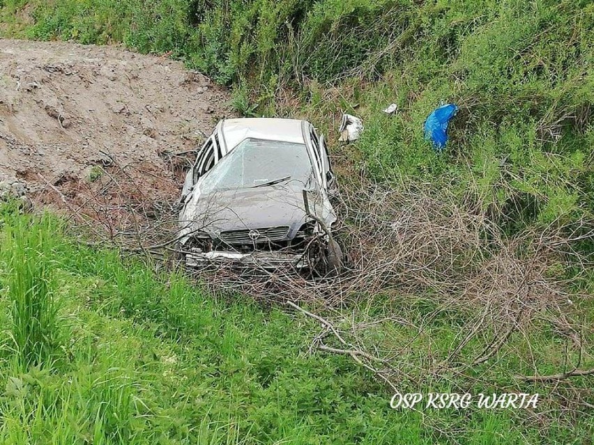 Wypadek w miejscowości Bartochów w gminie Warta [zdjęcia]