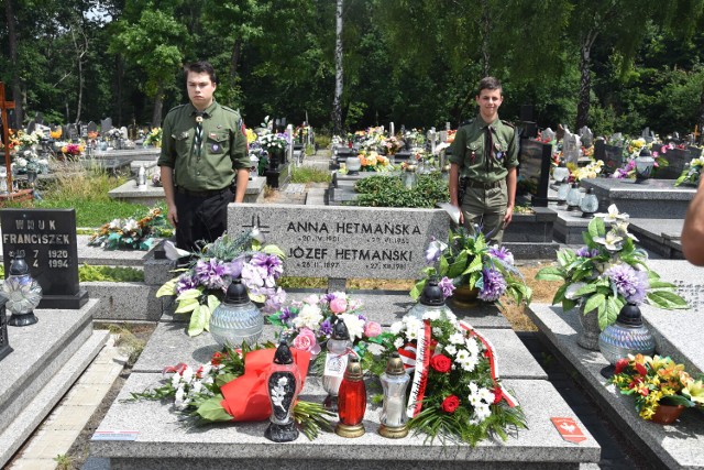 Grób ppor. Józefa Hetmańskiego jest pierwszym odznaczonym w akcji "Powstańcy to wiara, nadzieja i cud. Ocalmy groby powstańców śląskich od zapomnienia”