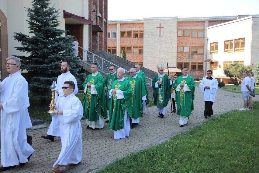 Chełm. Parafia Chrystusa Odkupiciela ma nowego proboszcza. To była wyjątkowa ceremonia wprowadzenia liturgicznego
