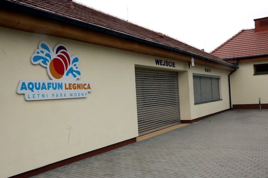 Ze względu na pogodę otwarcie AquaFun Legnica odwołane