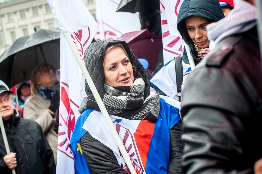 Protest nauczycieli w Warszawie. 10 października odbyły się...