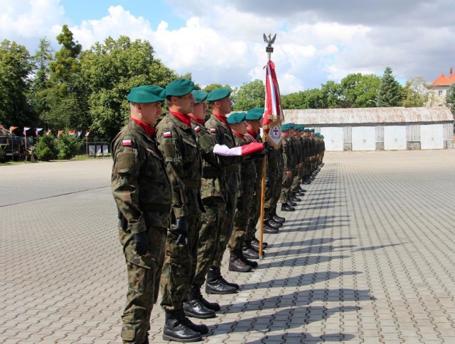 Działalność przy budowie przeprawy pontonowej, gdy pojawiły się problemy z kolektorem ściekowym w Czajce w Warszawie już raz chełmińskim żołnierzom pomogła zdobyć prestiżowe wyróżnienie dowódcy generalnego