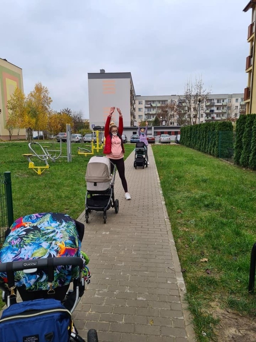 Aktywne mamy z Ostrowca mają gdzie poćwiczyć. Są zajęcia specjalnie dla nich [ZDJĘCIA]