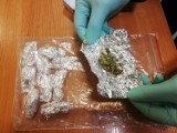 Sopot: W kieszeni miał marihuanę, amfetaminę i MDMA, w dodatku nielegalnie przebywał w Polsce. 24-letni Białorusin z zarzutami 