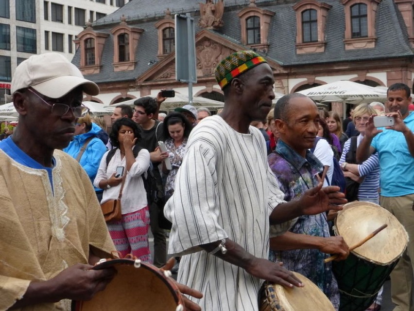 Grupa folklorystyczna z Sierra Leone. Fot.Isabella Degen