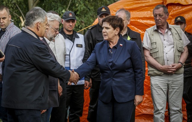 Beata Szydło już raz zjawiła się na Pomorzu po nawałnicach.