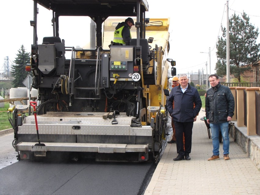 Budowa kanalizacji za ponad 3 miliony na ukończeniu [FOTO]