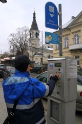 Agresywni kierowcy w Piotrkowie atakują pracowników Strefy Płatnego Parkowania
