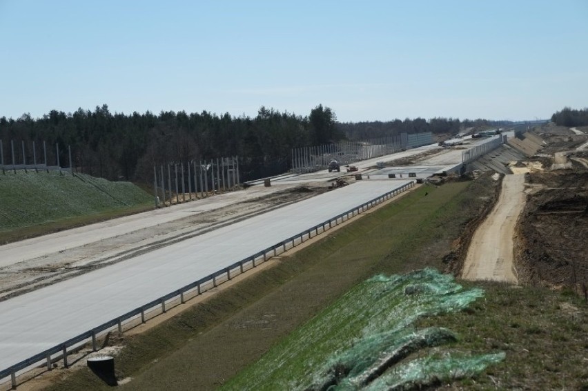 Utrudnienia na gierkówce: trwa budowa autostrady A1 za...