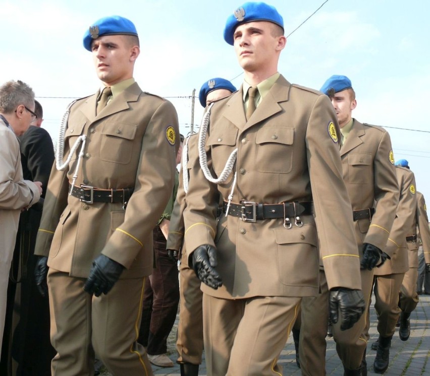 Oprawę włoszczowskiej uroczystości zapewnili uczniowie klasy...