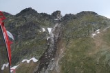 Tatry. Zobacz jak wygląda zasypany szlak ze Świnicy na Zawrat [ZDJĘCIA]