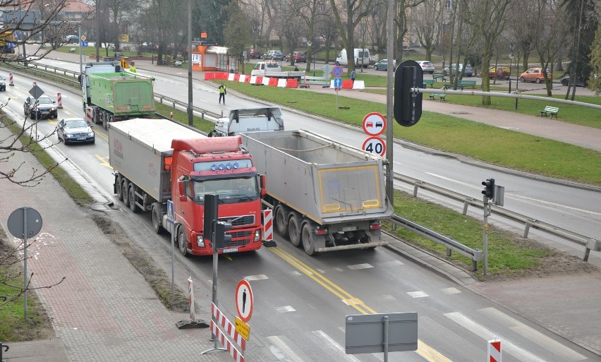 Nowa organizacja ruchu w Malborku! Zobacz ZDJĘCIA ze skrzyżowania DK 22 i 55