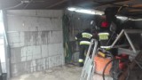 Pożar wiaty przy budynku w Wągrowcu [ZDJĘCIA]