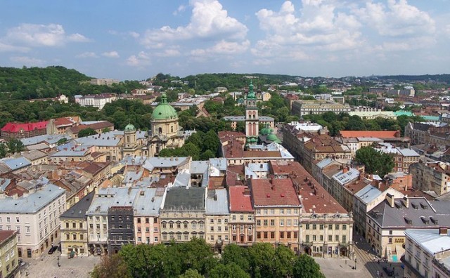 Lwów - widok z wieży ratuszowej.