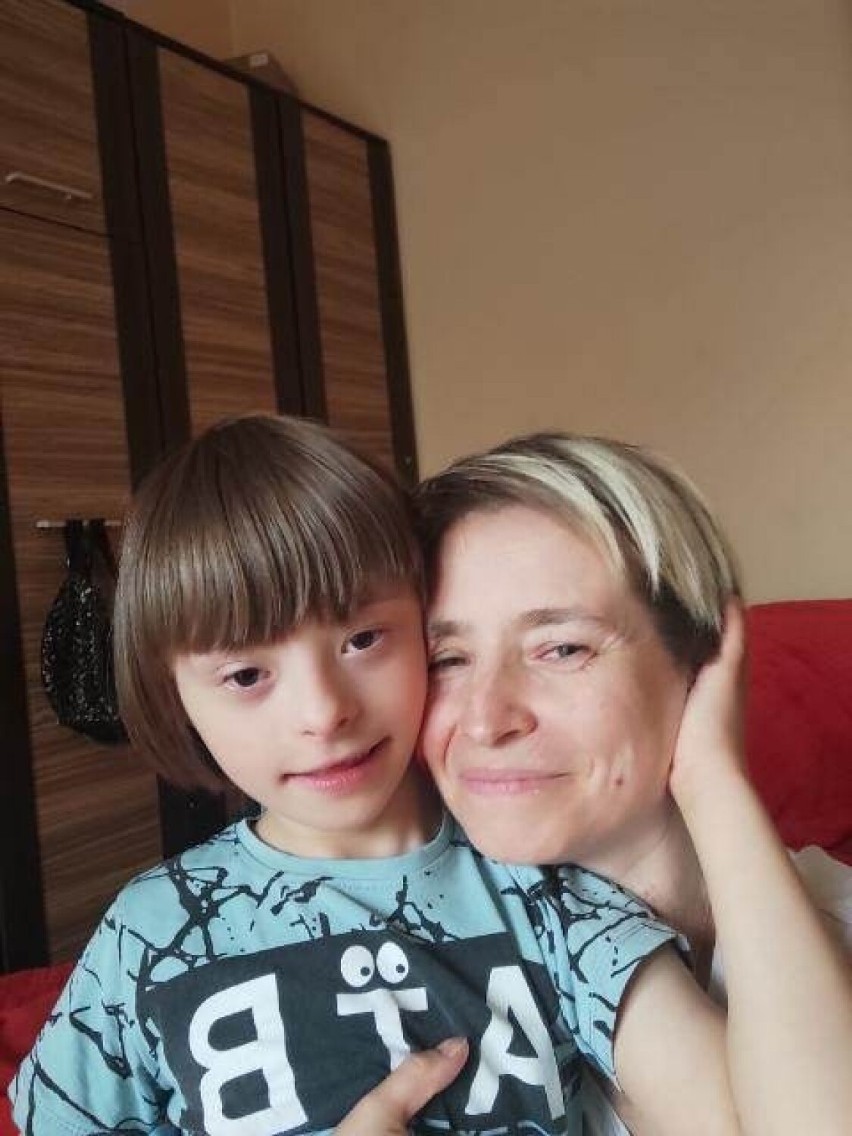 7-letni Leoś Leszczyński choruje na Zespół Downa i bardzo...