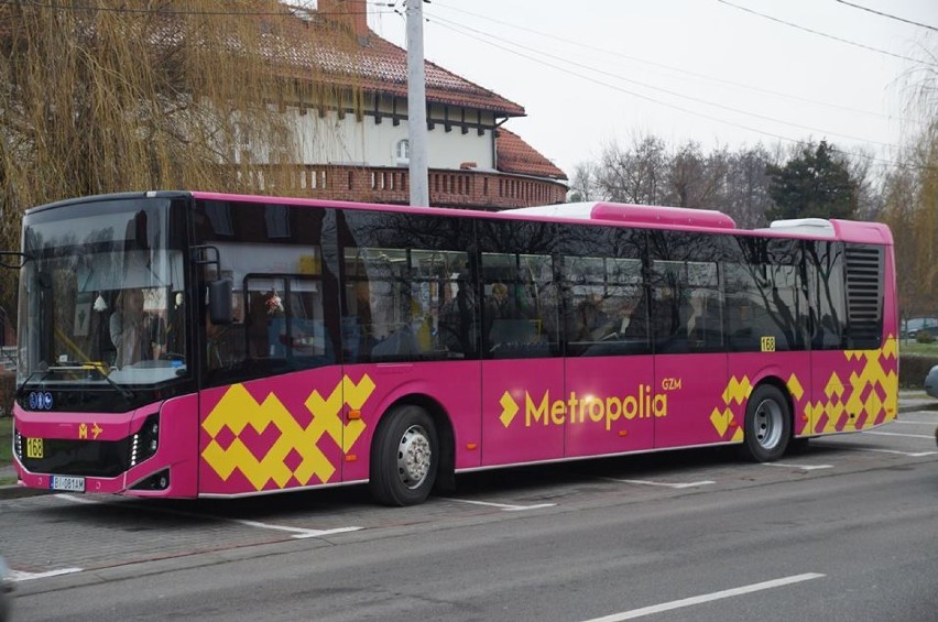 Firma Kłosok zaprezentowała swój nowoczesny autobus