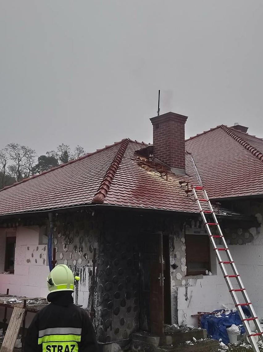 Pożar budynku mieszkalnego w Nowej Wsi Zbąskiej