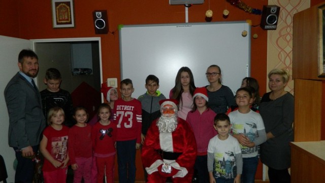 Święty Mikołaj odwiedził dzieci w świetlicy "Słoneczko"