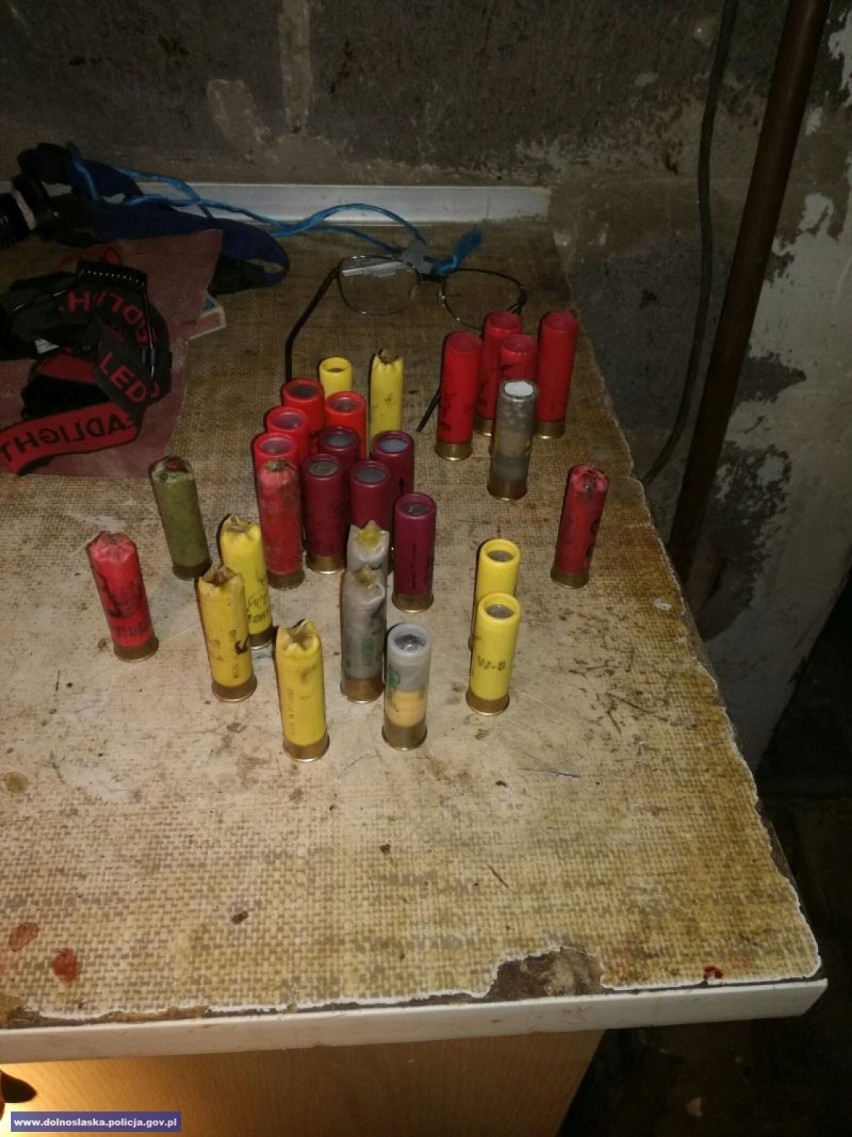 Kryminalni znaleźli nielegalną broń i amunicję