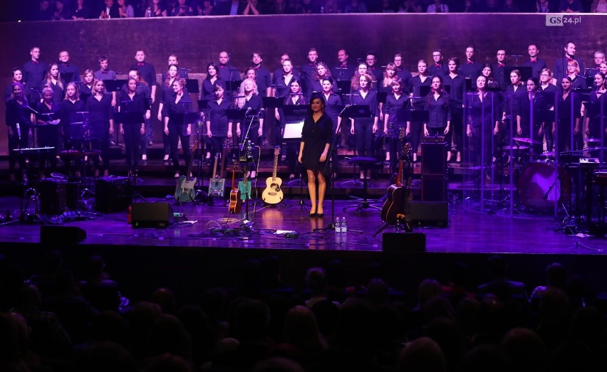 Chór Akademii Morskiej, Smolik, Skubas i Mikromusic wystąpili w filharmonii