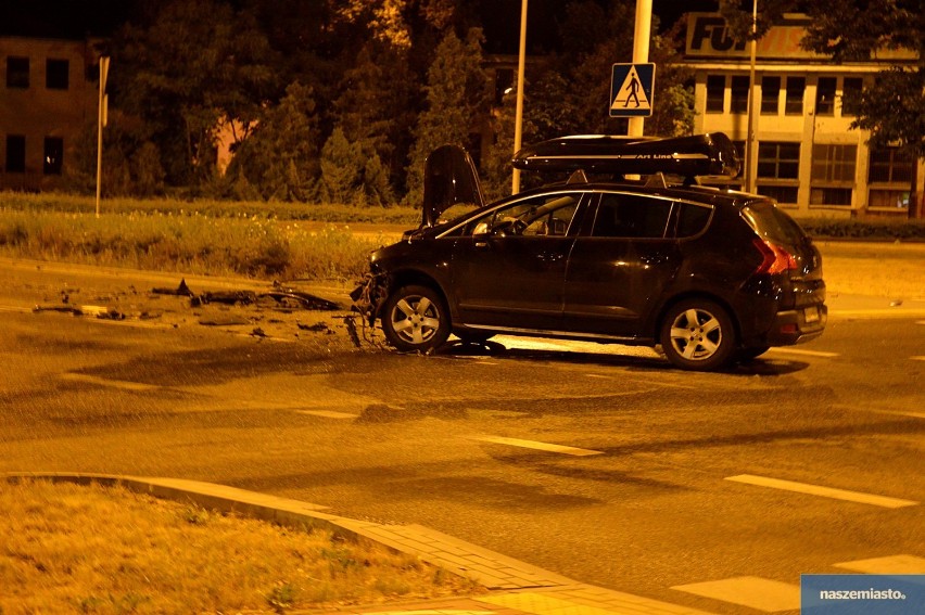 Wideo: Wypadek na skrzyżowaniu Okrzei - Wieniecka we...