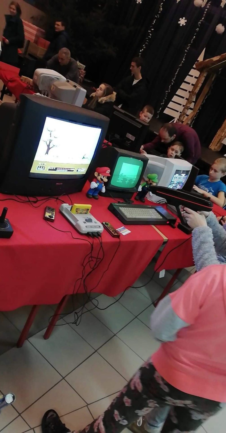 Władysławowo i Pixel-Mania w ZS 1 Władysławowo: Przedświąteczne RetroGranie - 22 grudnia 2019.