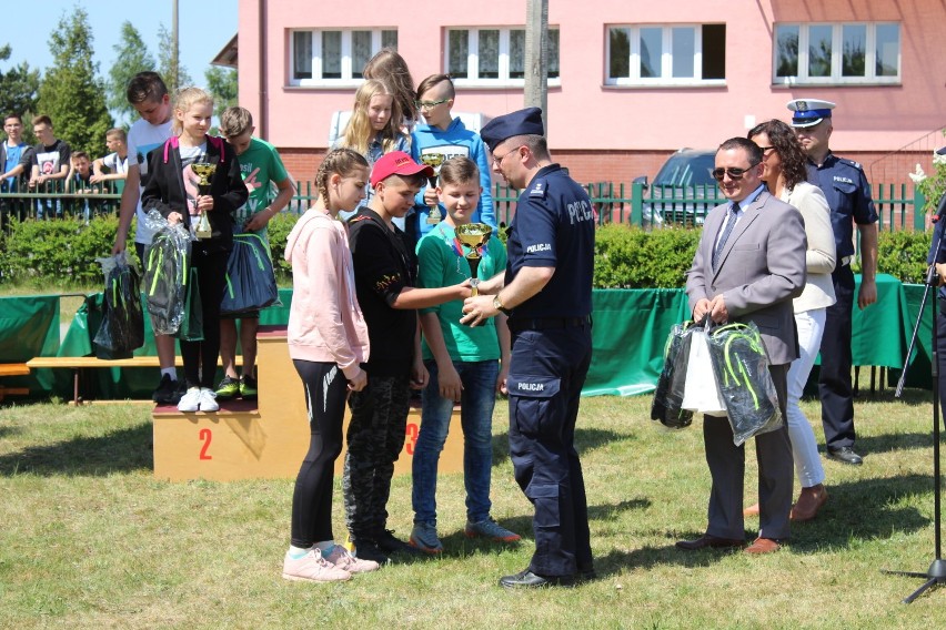 Uczniowie z Wójcina i Prymusowej Woli najlepsi w turnieju...